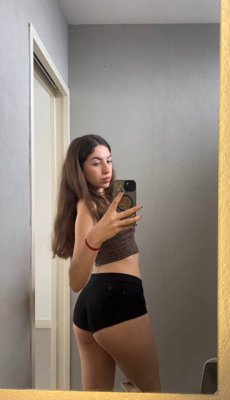 Amber in her underwear in Quezon City