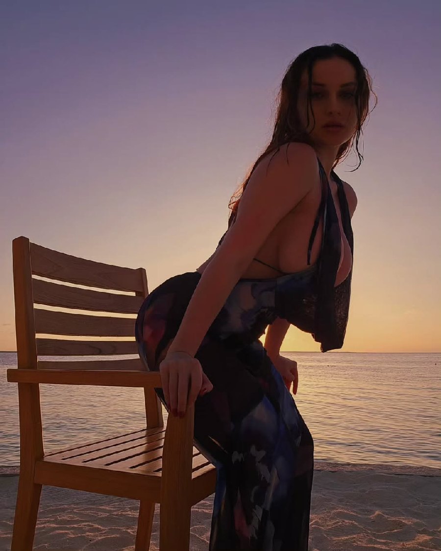 Sexy girl Miranda Faith nude in Quezon City